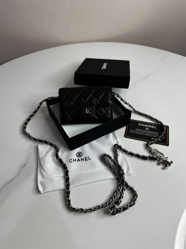 Mini Sac Chanel Noir Argent    Caviar                                                   4900 DA