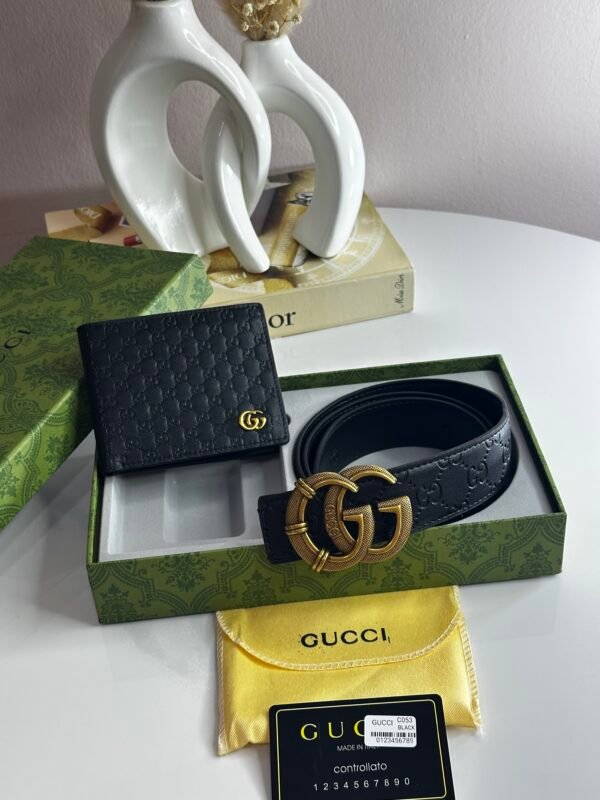 IMG_7587 Pack Ceinture Portefeuille Gucci Détail Gold