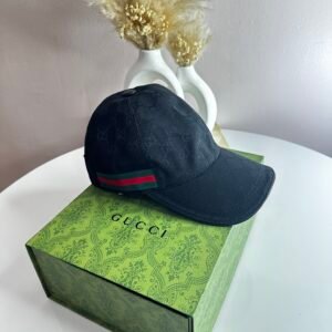 IMG_7615 Casquette Gucci Noir Détail vert Full Packaging