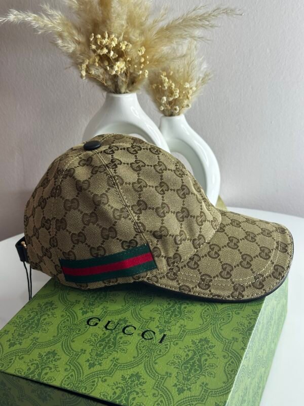 IMG_7622 Casquette Gucci Beige Avec le packaging