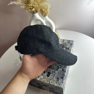 IMG_7634 Casquette Dior Avec le packaging