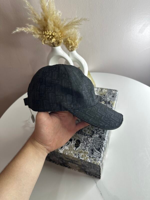 Casquette Dior Avec le packaging