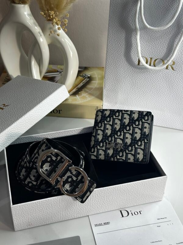 IMG_7786 Pack Ceinture+Portefeuille Dior avec packaging