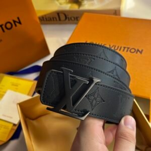 IMG_7795 Ceinture LV Black Black Avec Packaging