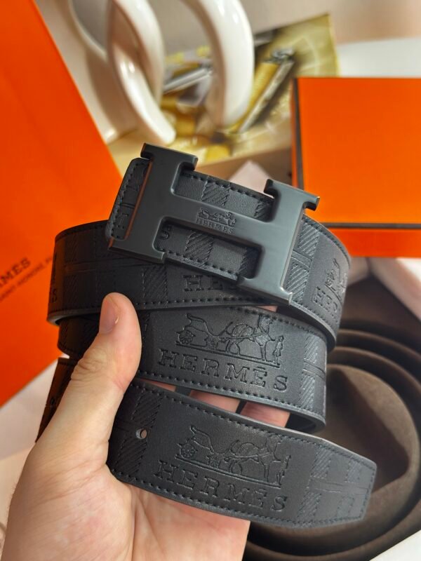 Ceinture Hermes black black avec packaging
